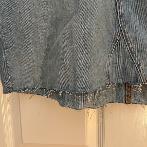 Old Navy Denim Mini Skirt - Picture 3 of 4